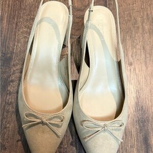 J. Crew Slingback Flats with Bow Light tan. Size 10 1/2
